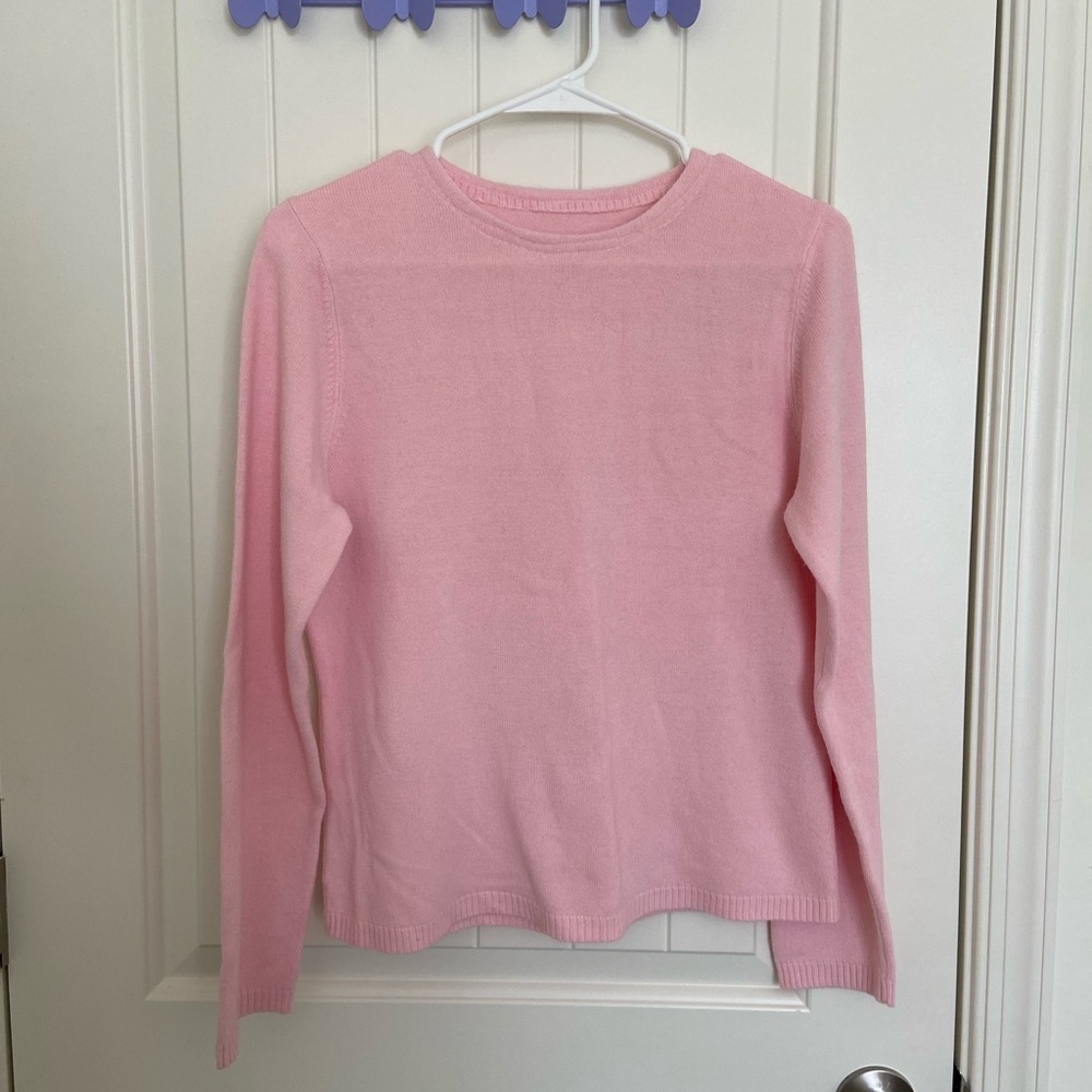 EUC | Women’s pastel light pink acrylic soft crewneck‎ sweater — medium